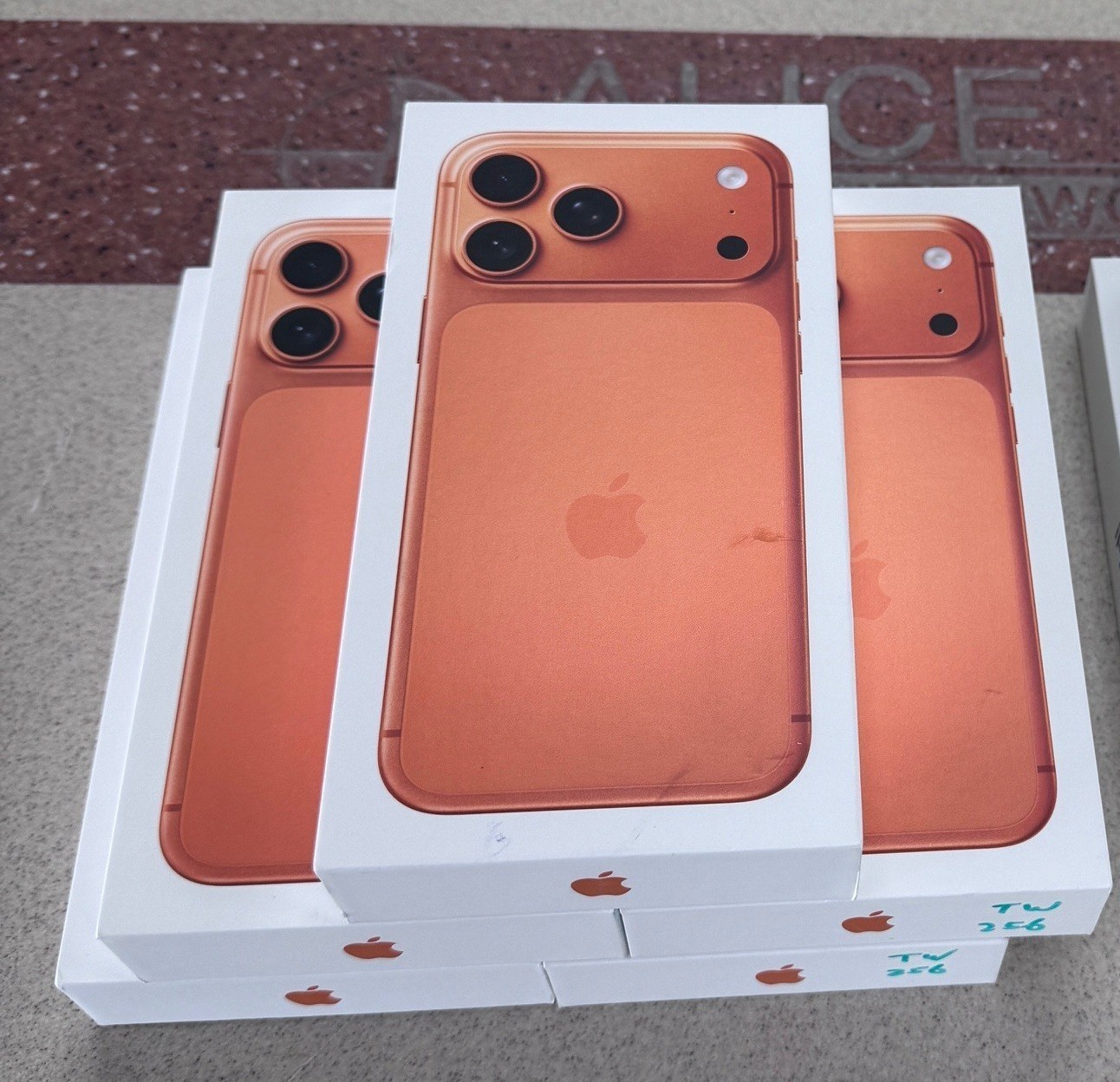 Apple iPhone 17 Pro Max wholesale listing