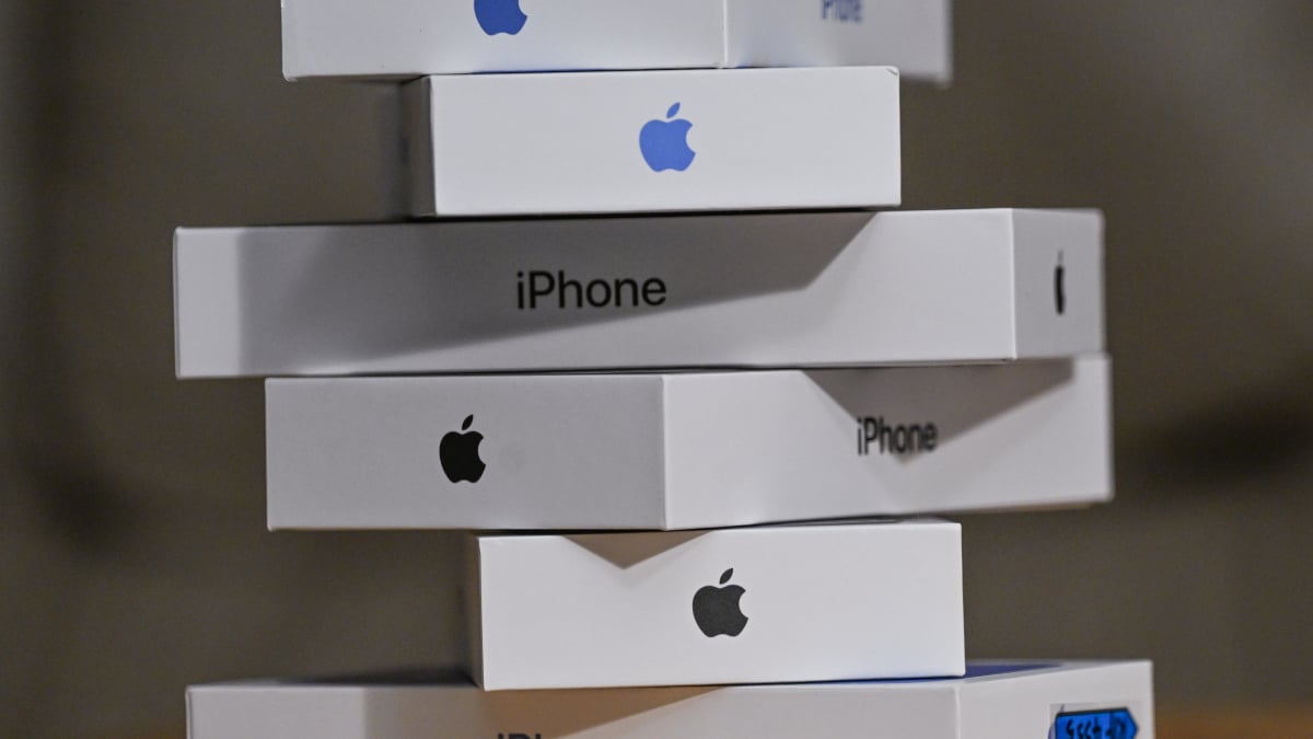 New Apple iPhone 17 Pro Max wholesale listing